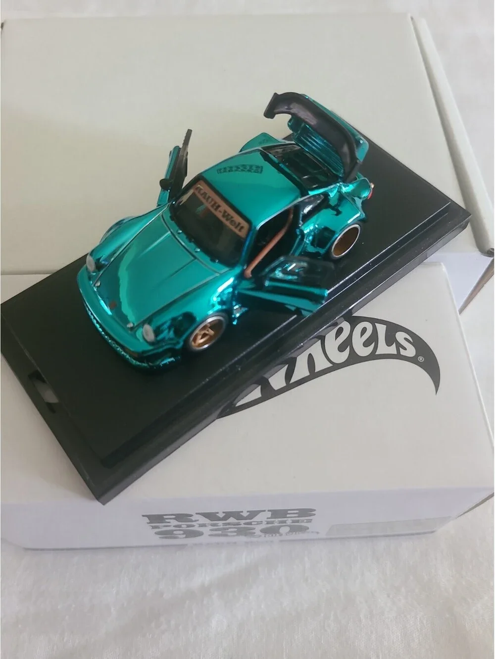 Hot Wheels RLC Redline Club RWB Porsche 930 Rauh-Welt Spectraflame Teal